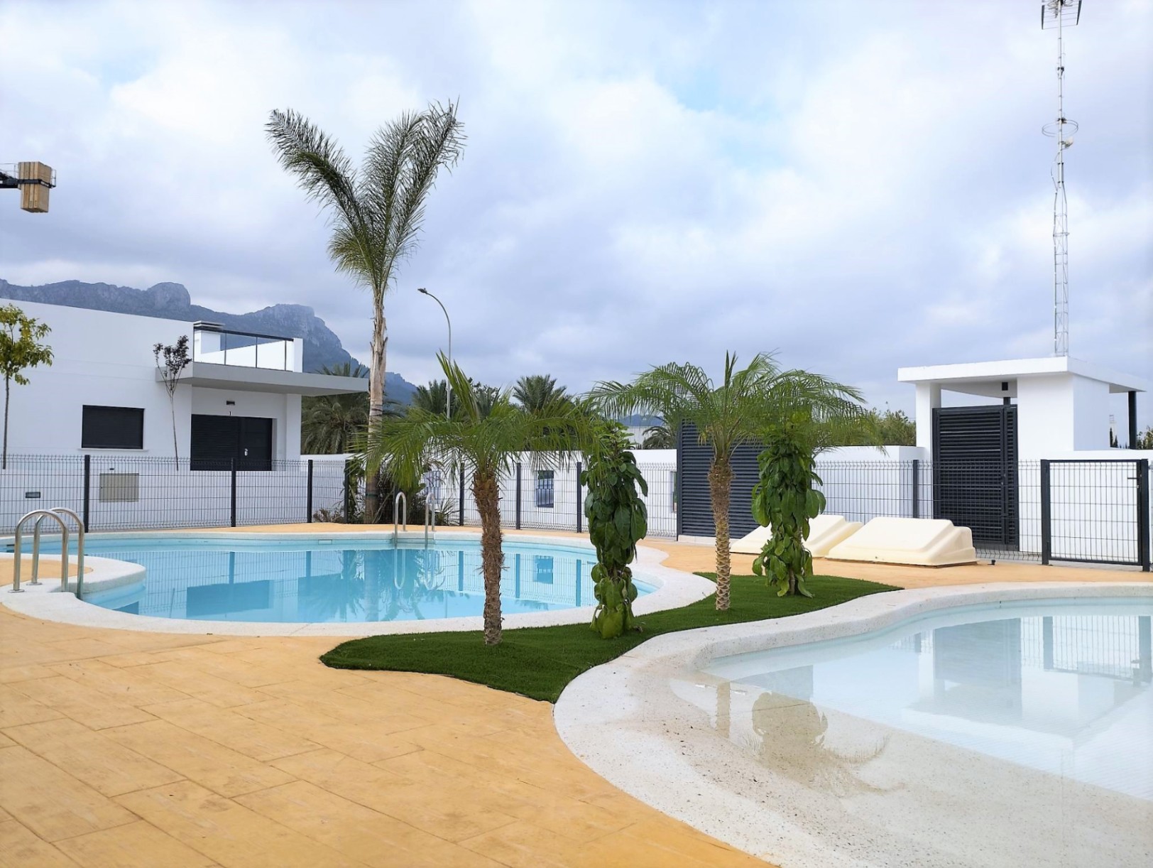 Semi-detached villas for sale in El Vergel