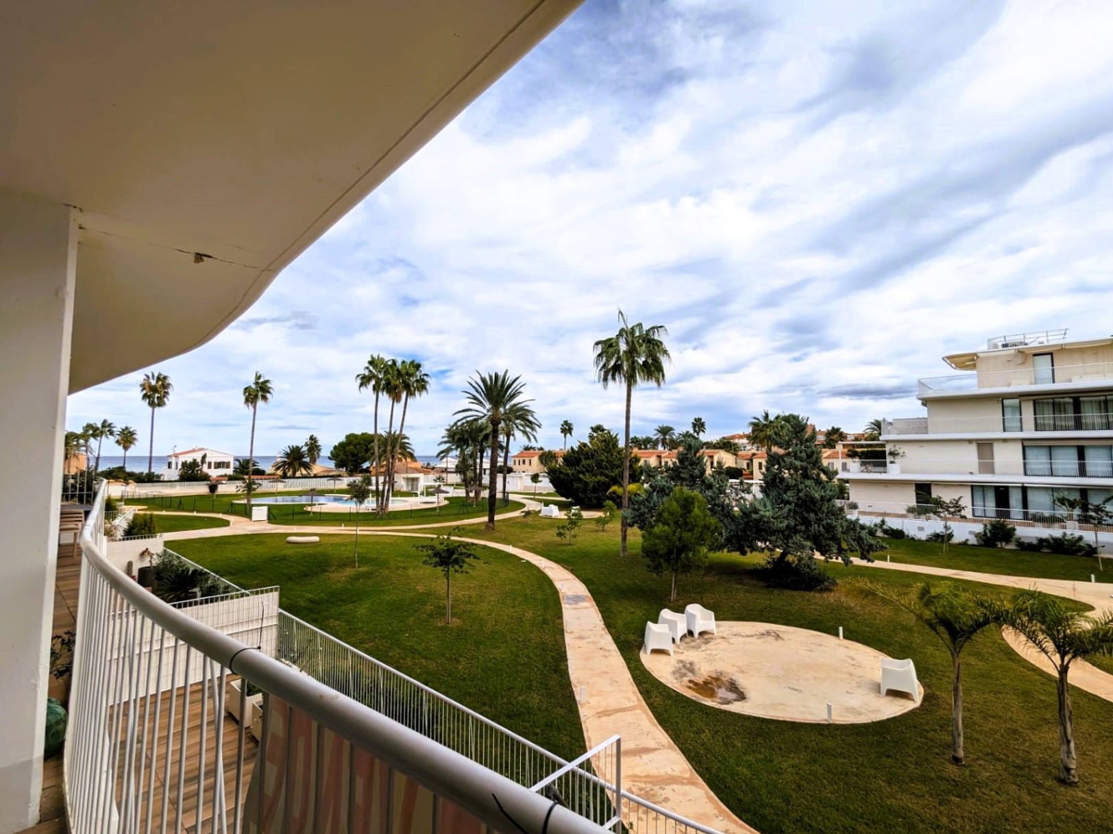 Apartment for sale on the first line Denia